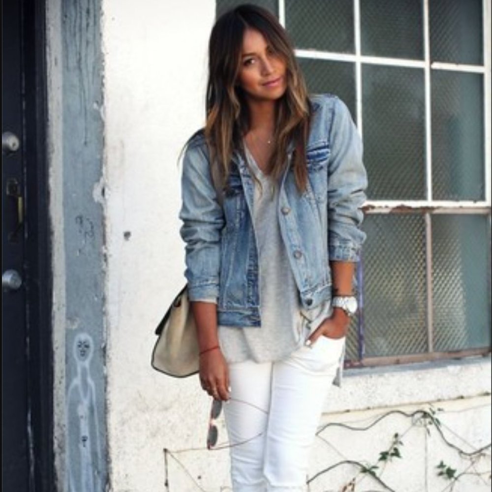 Pale Blue Oversized Vneck Cotton Stretch Tee - S M